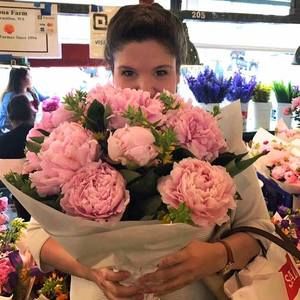 Meet your Posher, Tara